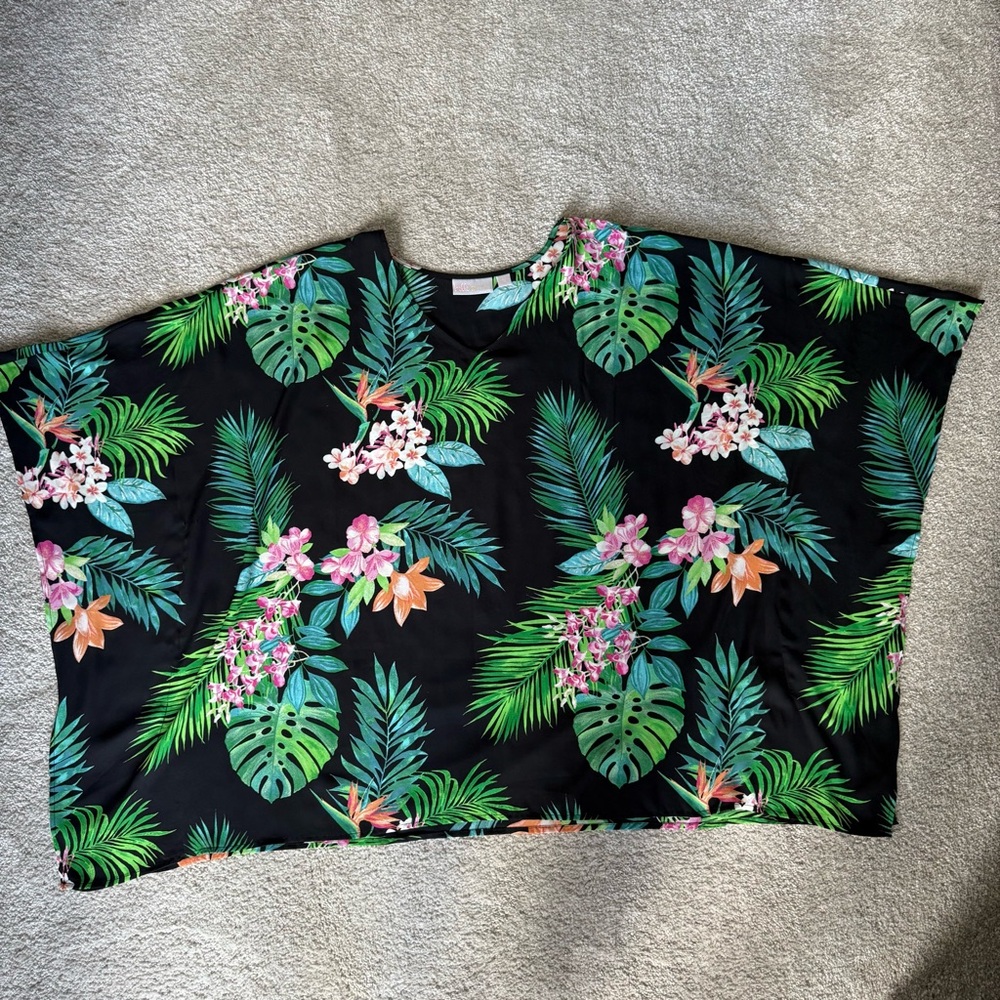 Belle by Kim Gravel Woven Aloha Poncho - Picture 3 of 13
